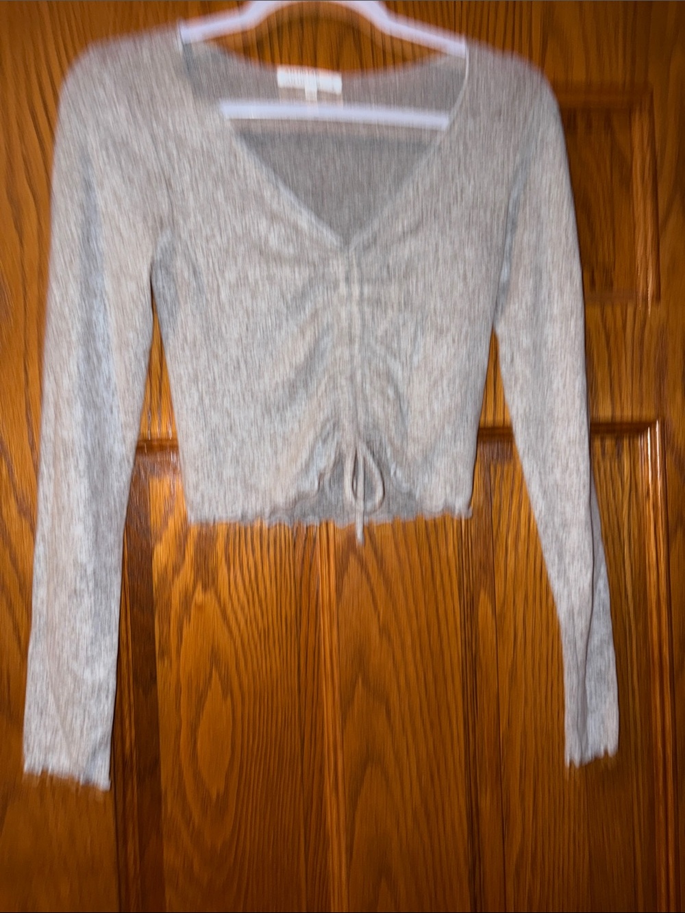 Gray Ribbed Drawstring V-Neck Long Sleeve Crop Top